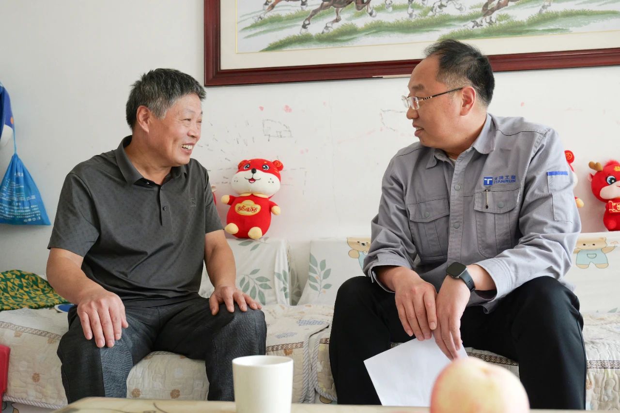 情暖金秋 爱在重阳-万赢娱乐要闻-万赢娱乐