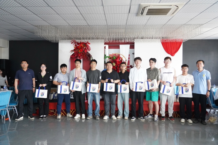 Young Together，，“樱”为有你 | 万赢娱乐工业开展新入职大学生樱桃采摘主题团建运动-万赢娱乐要闻-万赢娱乐
